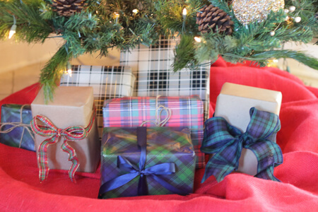 plaid christmas gift wrap