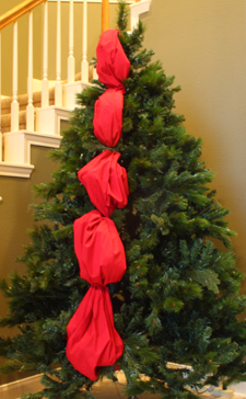 Fabric Garland - Vertical Tuck