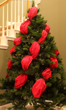 Fabric Garland - Diagonal Barber Pole Tuck Method