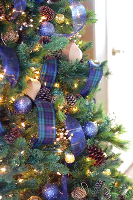 Blackwatch plaid tartan Christmas tree