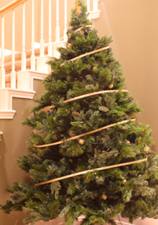 Glitter rope tape decorating ideas for a Christmas tree